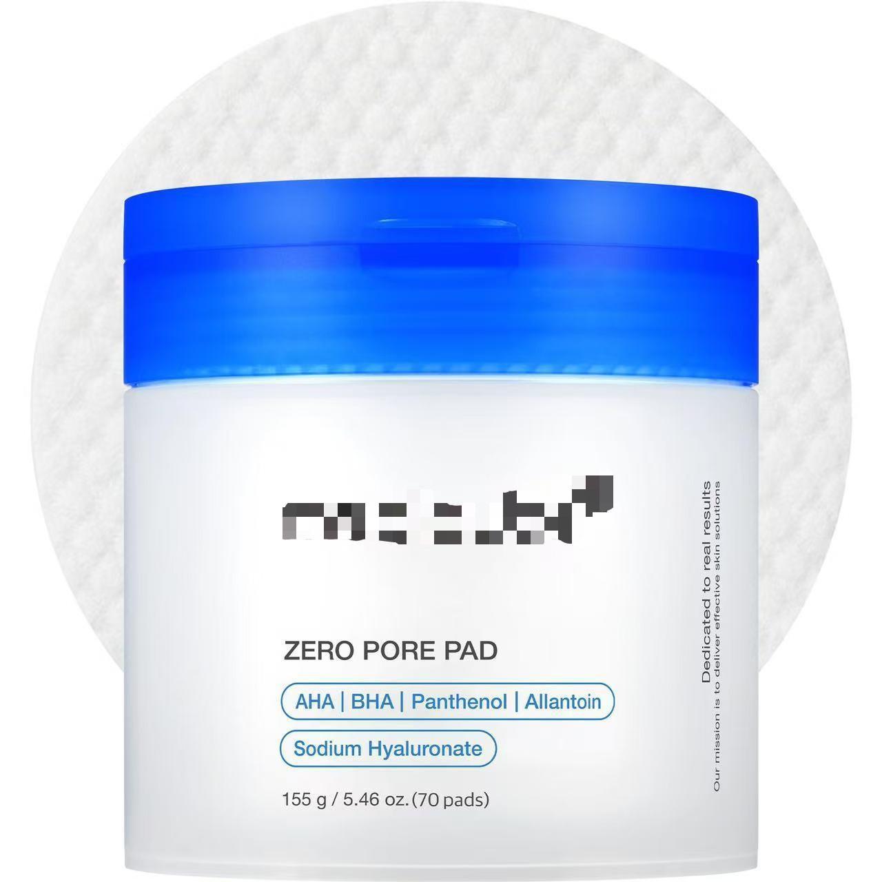 Pore-refining and blackhead-reducing cleansing pad